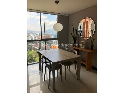 Apartamento de 2 alcobas en arriendo en Lalinde, Medellín, 94 m² · foto 4 de 17