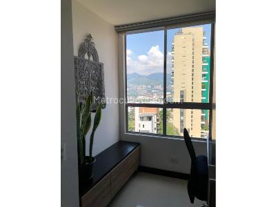 Apartamento de 2 alcobas en arriendo en Lalinde, Medellín, 94 m² · foto 6 de 17