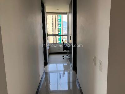 Apartamento de 2 alcobas en arriendo en Lalinde, Medellín, 94 m² · foto 8 de 17