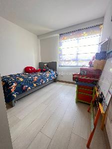 Apartamento en venta en Loma De Los Bernal, Medellín · foto 10 de 16