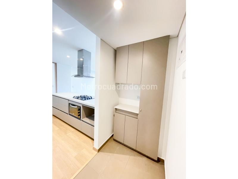 2BR Apartment in El Retiro (85 m²) - 5