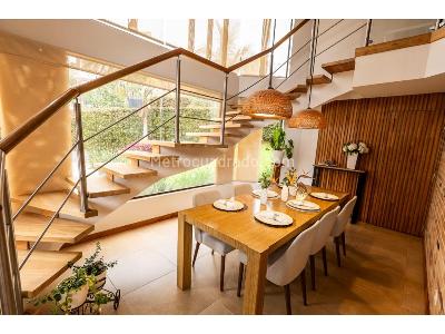 Casa de 4 alcobas en venta en Envigado, Envigado, 350 m² · foto 4 de 14