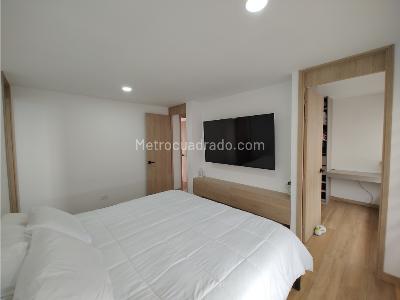 Apartamento de 2 alcobas en venta en Envigado, Envigado, 84 m² · foto 9 de 13