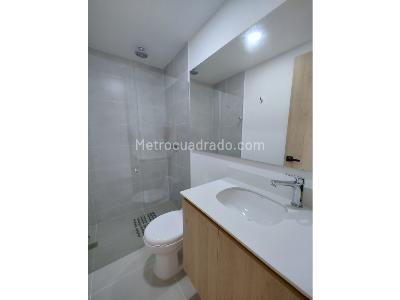 Apartamento de 2 alcobas en venta en Envigado, Envigado, 84 m² · foto 11 de 13