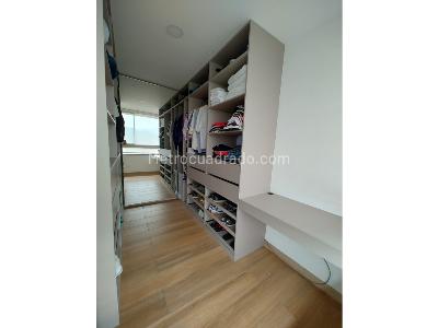 Apartamento de 2 alcobas en venta en Envigado, Envigado, 84 m² · foto 12 de 13