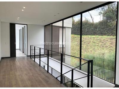 Casa de 4 alcobas en venta en Envigado, Envigado, 370 m² · foto 7 de 12