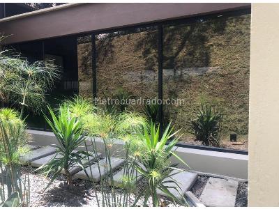 Casa de 4 alcobas en venta en Envigado, Envigado, 370 m² · foto 11 de 12