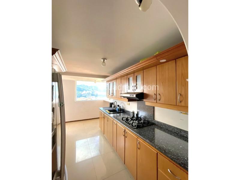 Stylish 3BR Apartment in Santa Fe, El Poblado - 7