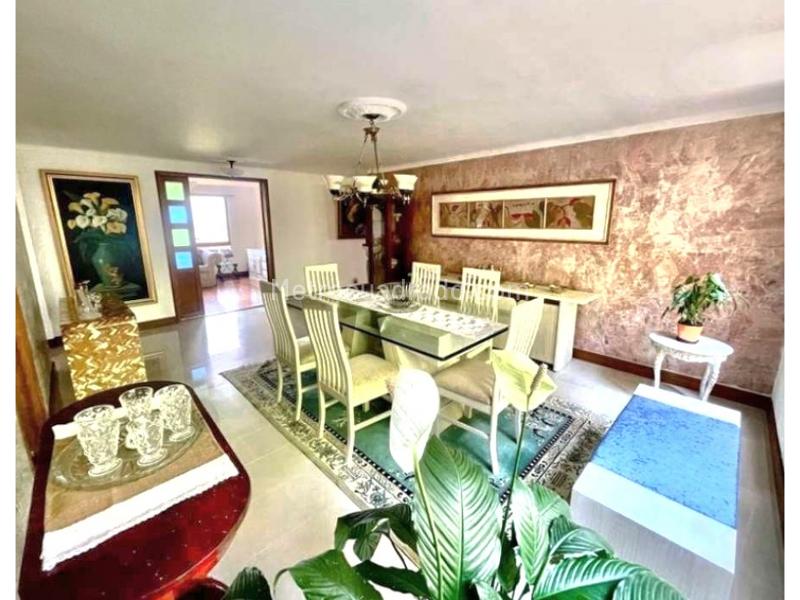 3BR Apartment with Pool & 24/7 Security in Poblado Loma de los Gonzalez - 7