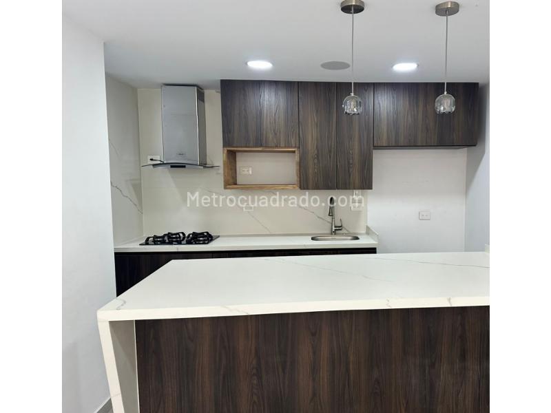 Modern 3BR Apartment with Amenities in Guayabal