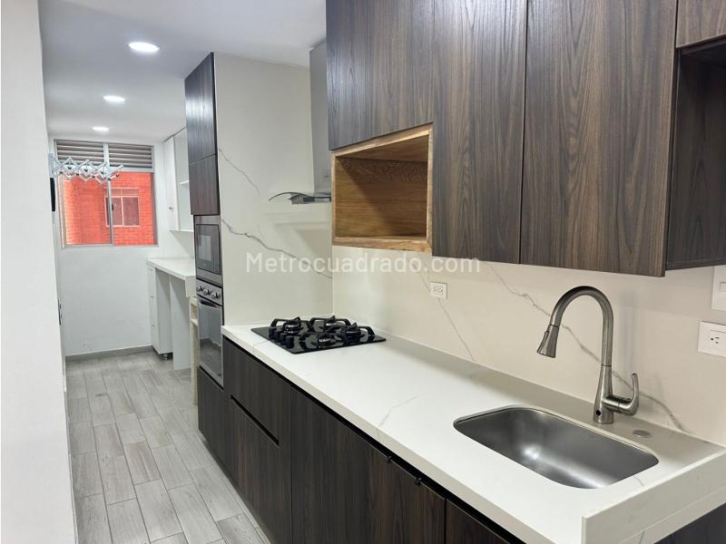 Modern 3BR Apartment with Amenities in Guayabal - 5