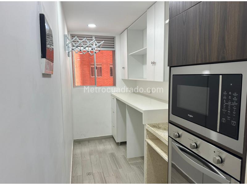 Modern 3BR Apartment with Amenities in Guayabal - 6