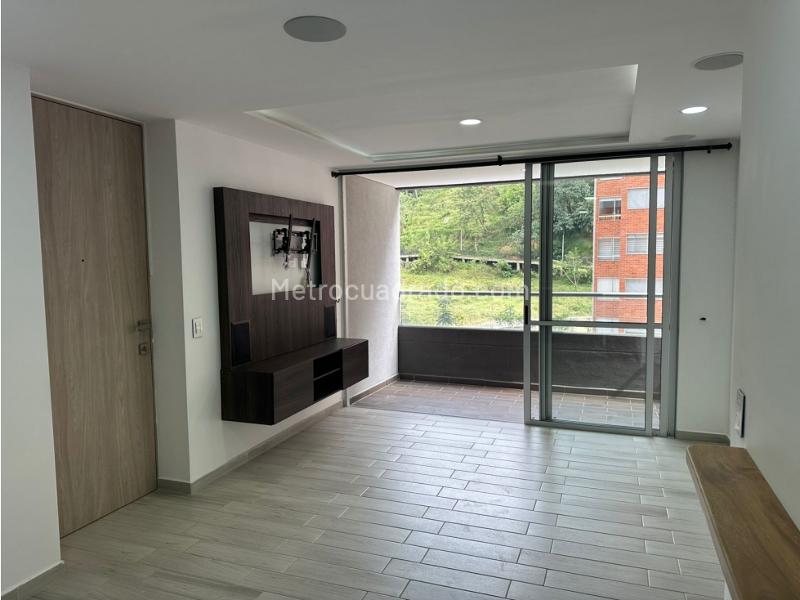Modern 3BR Apartment with Amenities in Guayabal - 7