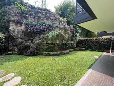 Casa de 4 alcobas en venta en Envigado, Envigado, 345 m² · foto 13 de 20