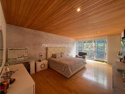 Casa de 4 alcobas en venta en Envigado, Envigado, 345 m² · foto 17 de 20