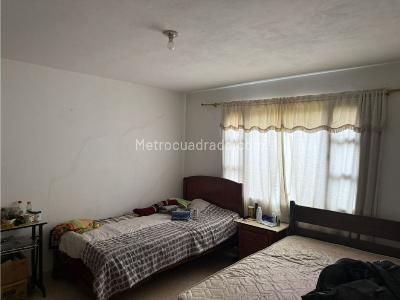 Casa de 5 alcobas en venta en San Antonio De Pereira, Rionegro, 532 m² · foto 9 de 17