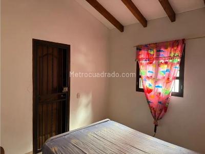 Casa de 5 alcobas en venta en San Antonio De Pereira, Rionegro, 532 m² · foto 10 de 17