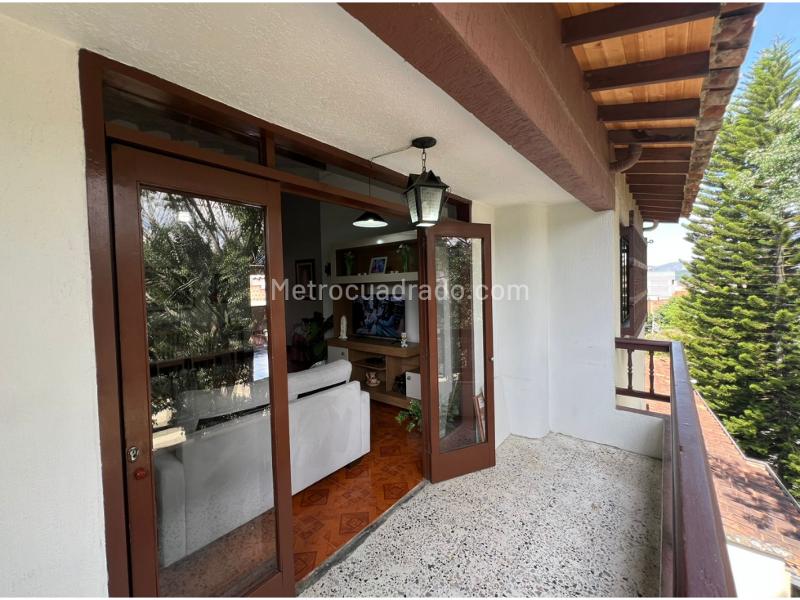 Casa Amplia de 3 Alcobas en La América - 4