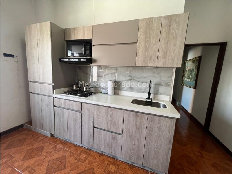 Casa Amplia de 3 Alcobas en La América - 6