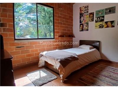 Casa de 5 alcobas en venta en Envigado, Envigado, 114 m² · foto 16 de 20