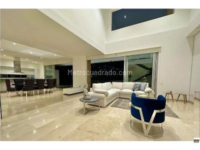 Casa de 5 alcobas en venta en Poblado Alto De Las Palmas, Medellín, 780 m² · foto 9 de 20