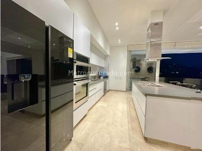 Casa de 5 alcobas en venta en Poblado Alto De Las Palmas, Medellín, 780 m² · foto 10 de 20