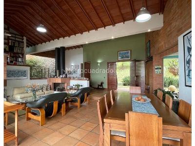 Casa de 4 alcobas en venta en El Poblado, Medellín, 600 m² · foto 7 de 20