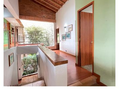 Casa de 4 alcobas en venta en El Poblado, Medellín, 600 m² · foto 13 de 20