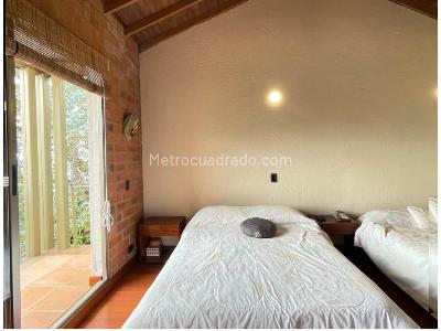 Casa de 4 alcobas en venta en El Poblado, Medellín, 600 m² · foto 16 de 20