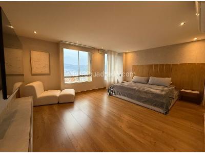 Apartamento de 2 alcobas en venta en El Poblado El Tesoro, Medellín, 170 m² · foto 3 de 17