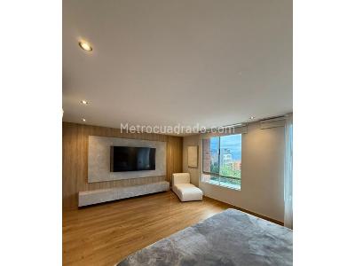 Apartamento de 2 alcobas en venta en El Poblado El Tesoro, Medellín, 170 m² · foto 15 de 17
