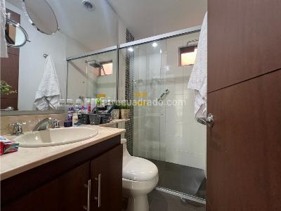 Apartamento de 3 alcobas en venta en Envigado, Envigado, 129 m² · foto 15 de 16