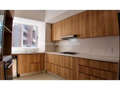 Apartamento en venta en El Poblado, Medellín · foto 6 de 20