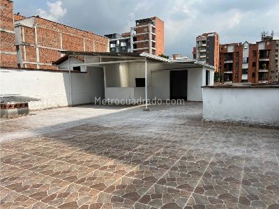 Casa de 5 alcobas en arriendo en Belen Nogal, Medellín, 270 m² · foto 6 de 20