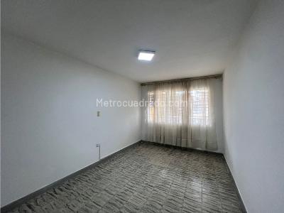 Casa de 5 alcobas en arriendo en Belen Nogal, Medellín, 270 m² · foto 17 de 20