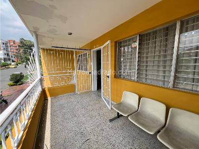 Casa de 5 alcobas en arriendo en Belen Nogal, Medellín, 270 m² · foto 20 de 20