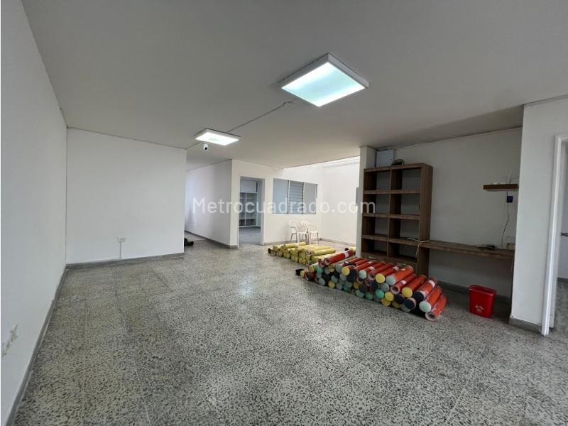 Casa Comercial en Arriendo en Belén-Nogal (5 Alcobas) - 9