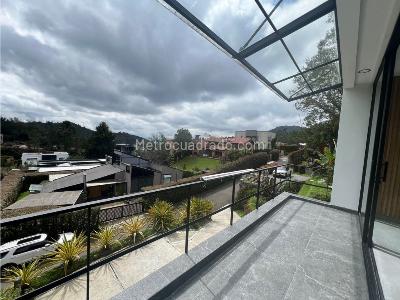 Casa de 4 alcobas en venta en Envigado, Envigado, 350 m² · foto 4 de 20