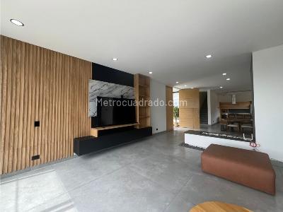 Casa de 4 alcobas en venta en Envigado, Envigado, 350 m² · foto 5 de 20