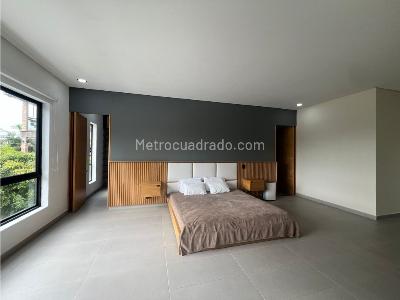 Casa de 4 alcobas en venta en Envigado, Envigado, 350 m² · foto 9 de 20
