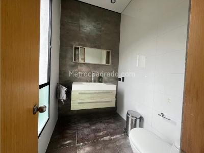 Casa de 4 alcobas en venta en Envigado, Envigado, 350 m² · foto 19 de 20