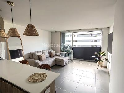 Apartamento en venta en Medellin, Medellín · foto 2 de 20