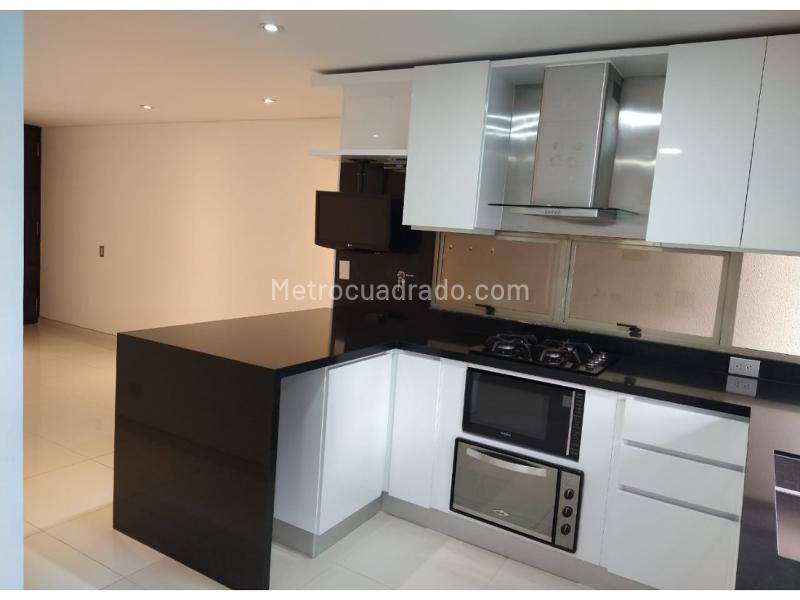Apartamento en Arriendo, EL POBLADO LOMA DE LOS PARRA, Medellín – pohled 2