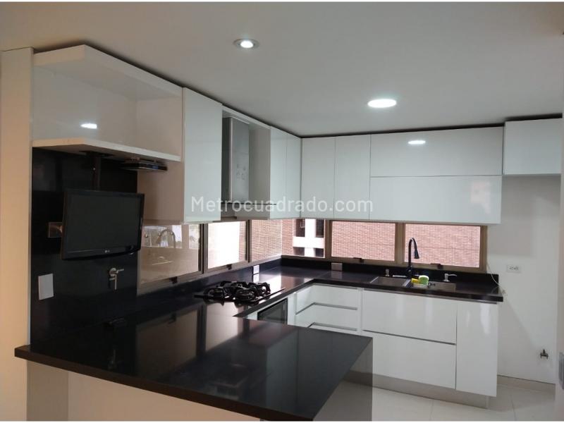 Apartamento en Arriendo, EL POBLADO LOMA DE LOS PARRA, Medellín – pohled 3