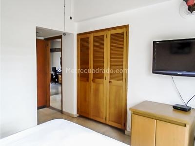 Casa de 4 alcobas en venta en El Poblado, Medellín, 264 m² · foto 4 de 11