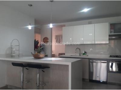 Apartamento de 3 alcobas en venta en Envigado, Envigado, 156 m² · foto 5 de 13