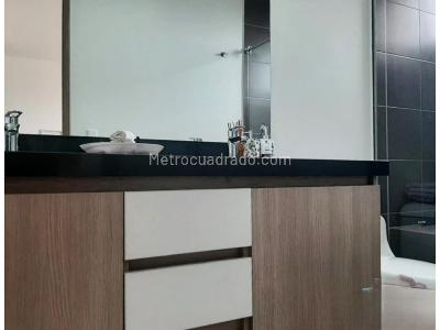 Apartamento de 3 alcobas en venta en Envigado, Envigado, 156 m² · foto 11 de 13