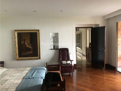 Apartamento de 4 alcobas en venta en El Poblado, Medellín, 444 m² · foto 6 de 14
