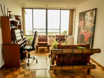 Apartamento de 3 alcobas en arriendo en Vizcaya, Medellín, 250 m² · foto 8 de 20