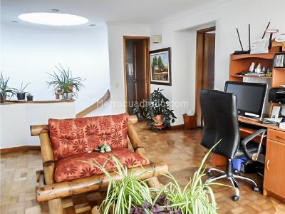 Apartamento de 3 alcobas en arriendo en Vizcaya, Medellín, 250 m² · foto 14 de 20